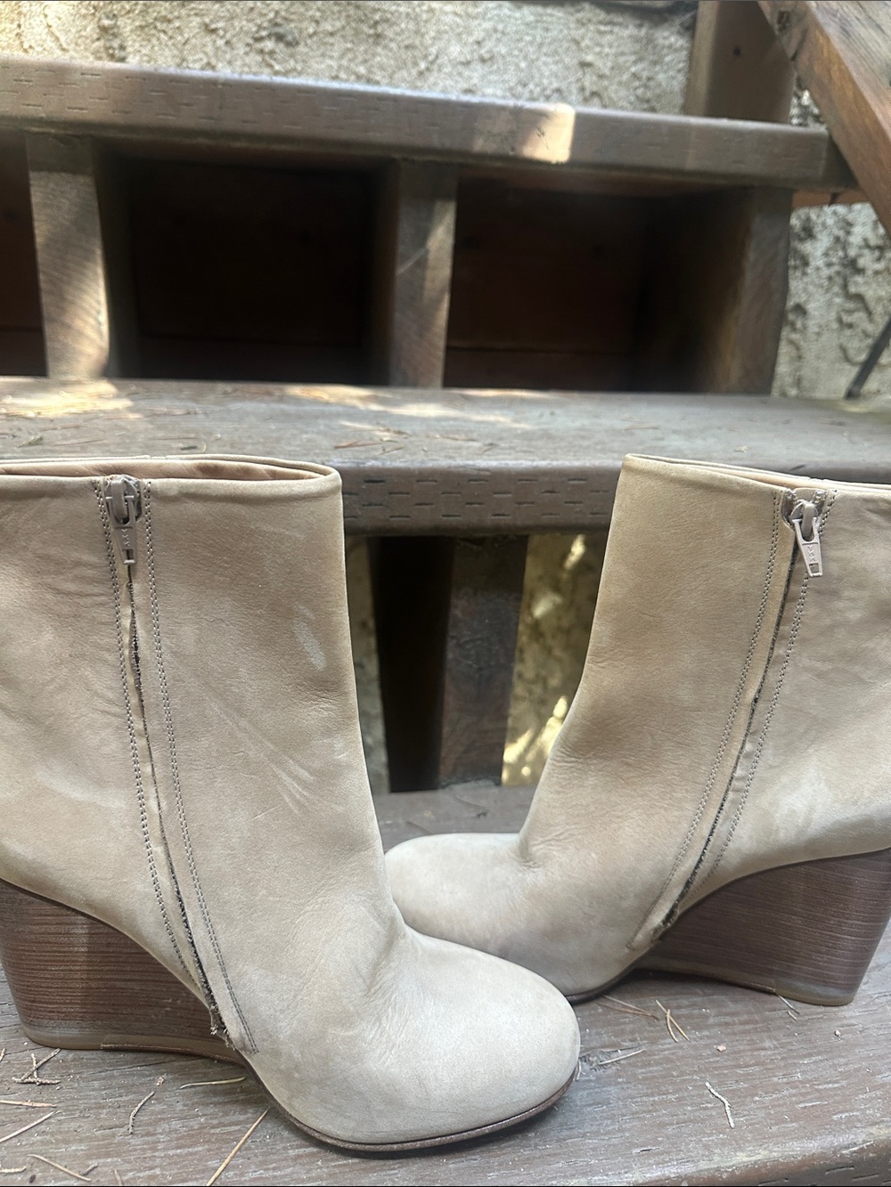 Maison  Margiela Plexi Suede Boots - Picture 6 of 10